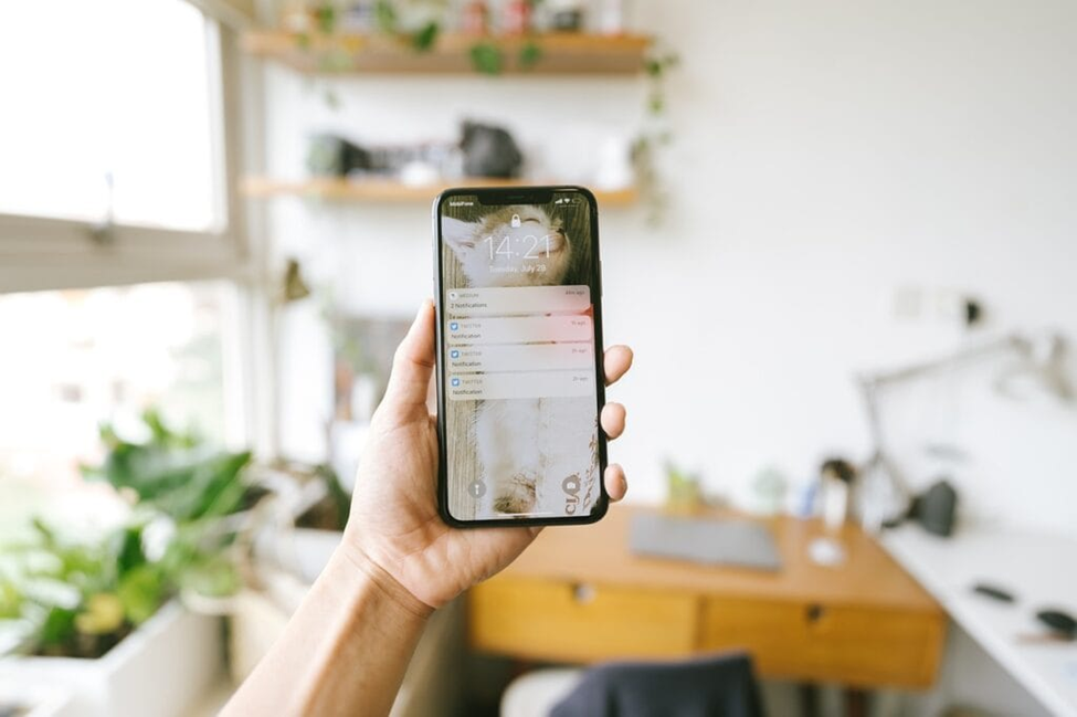 🔍 Technology has revolutionized how we plan, prepare, and cook family-friendly recipes. Here are the tools that actually make a difference: