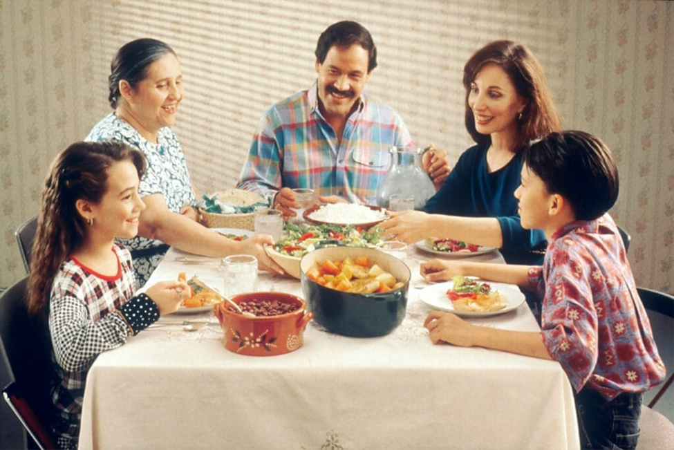 Easy Weeknight Dinners for Large Families: 10 Quick Meals
