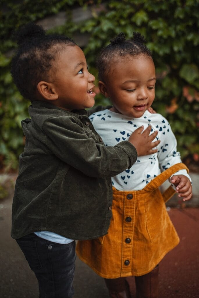 Sibling Dynamics & Conflict Resolution: Building Lifelong Bonds