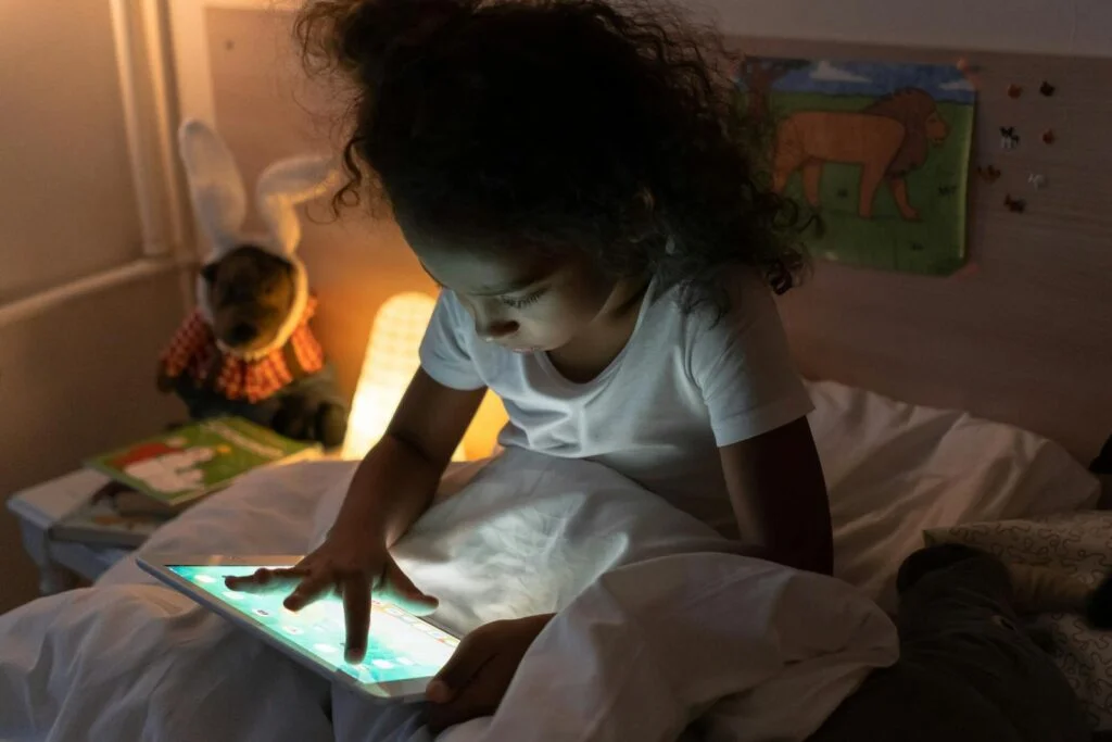 Screen Time for Kids: 15 Proven Guidelines Every Parent Needs in 2025
